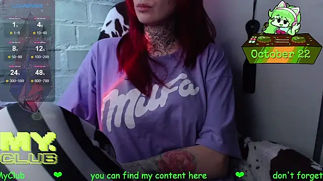 Snapshot of Witch_Emma chatting on October 22, 2025, 9:09 am Witch Emma online show from October 22, 2025, 9:09 am