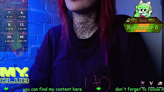 Snapshot of Witch_Emma chatting on November 6, 2025, 8:10 pm Witch Emma online show from November 6, 2025, 8:10 pm