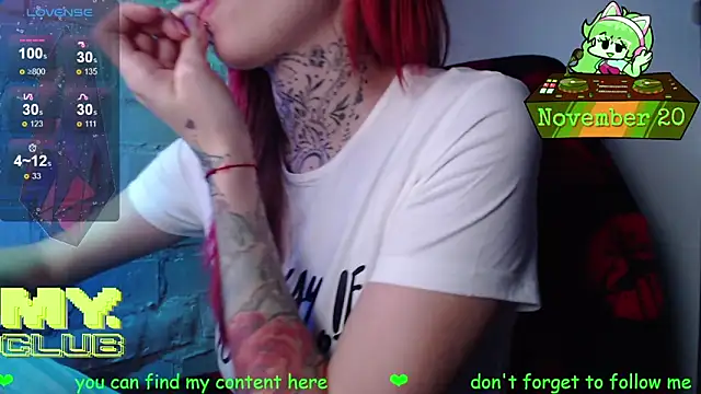 Snapshot of Witch_Emma chatting on November 20, 2025, 9:42 am Witch Emma online show from November 20, 2025, 9:42 am