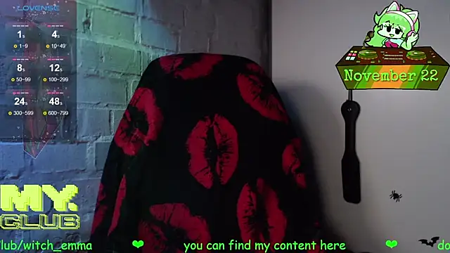 Snapshot of Witch_Emma chatting on November 22, 2025, 8:35 am Witch Emma online show from November 22, 2025, 8:35 am