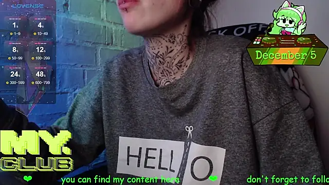 Snapshot of Witch_Emma chatting on December 5, 2025, 4:14 pm Witch Emma online show from December 5, 2025, 4:14 pm