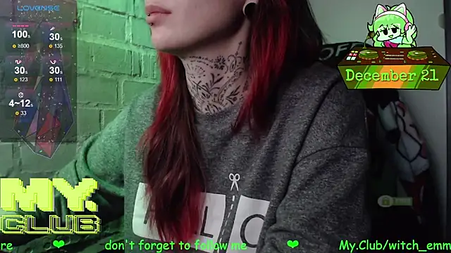 Snapshot of Witch_Emma chatting on December 21, 2025, 8:21 am Witch Emma online show from December 21, 2025, 8:21 am