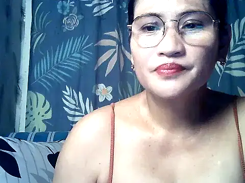 Amazing Angel22 online show from September 25, 2025, 5:38 pm