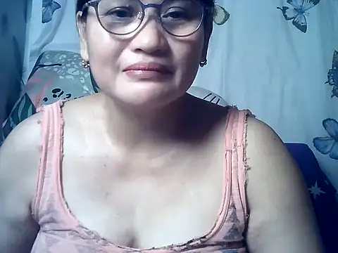 Snapshot of Amazing_Angel22 chatting on July 5, 2026, 2:07 am Amazing Angel22 online show from July 5, 2026, 2:07 am