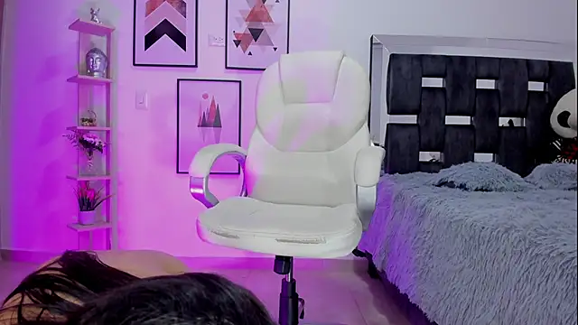 victoria castillo1 online show from March 13, 2025, 1:32 am