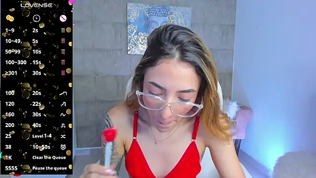 barbie scoth  online show from February 9, 2025, 8:02 pm