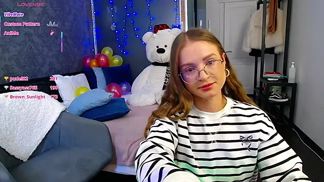 KateJonson online show from February 26, 2025, 8:04 am