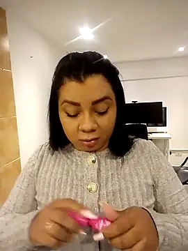 MelanyShayk online show from February 13, 2025, 11:50 am