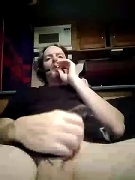 Snapshot of truckerlove69 chatting on January 8, 2025, 3:19 am truckerlove69 online show from January 8, 2025, 3:19 am