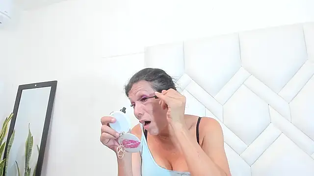 Cleopatra Trans online show from March 11, 2026, 8:04 pm