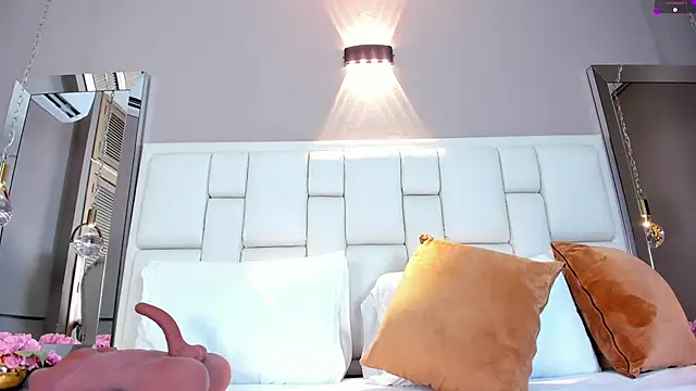  BunnyNaugthy online show from February 20, 2025, 2:24 pm