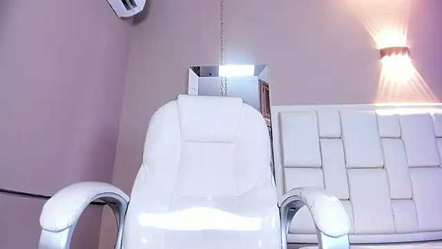  BunnyNaugthy online show from November 20, 2025, 12:05 pm