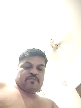 Desi Londa 143 online show from March 31, 2026, 5:46 pm