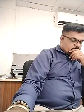Desi Londa 143 online show from April 30, 2026, 9:15 am