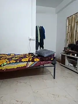 Desi Londa 143 online show from May 1, 2026, 12:48 am