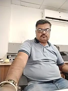 Desi Londa 143 online show from May 16, 2026, 10:36 am