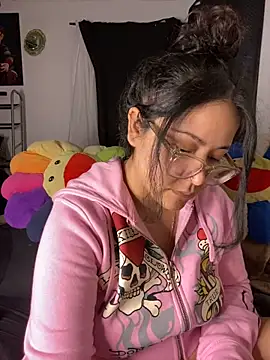 MsConejitaa online show from December 23, 2024, 2:50 pm