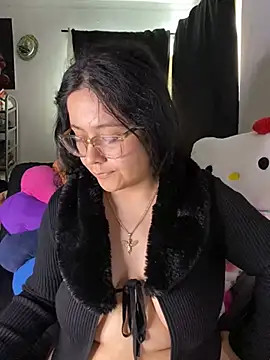 MsConejitaa online show from February 8, 2025, 6:12 pm