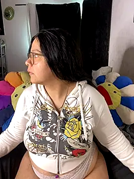 MsConejitaa online show from October 13, 2025, 5:13 pm