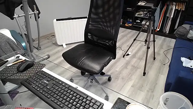 samricci21 online show from November 14, 2025, 5:00 pm