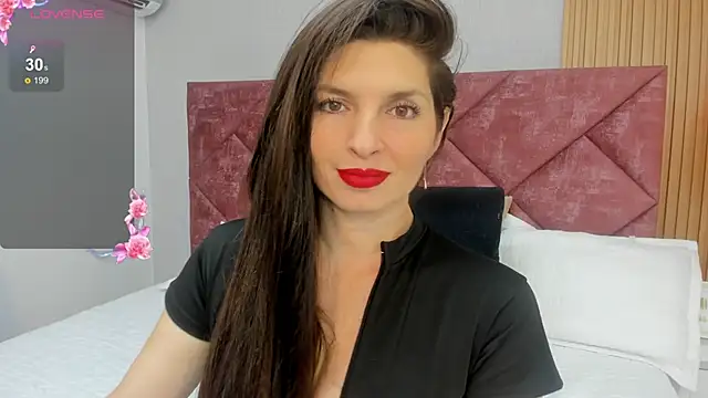 Azahara Amin  online show from September 24, 2025, 2:37 am