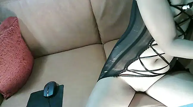 Sweet kitty60xx online show from January 28, 2025, 2:32 am