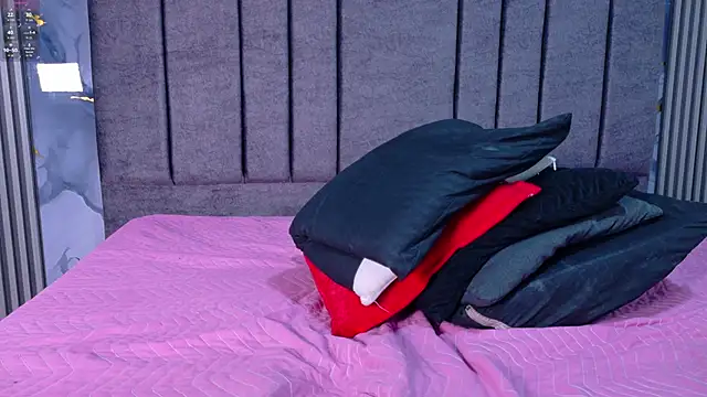 DANIK STAR online show from October 31, 2025, 3:24 pm