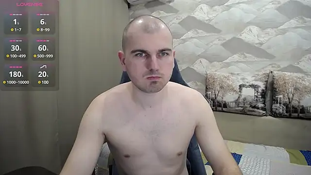 SerzhKorol1 online show from March 14, 2025, 11:56 am