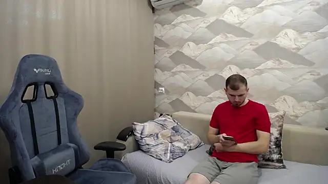 SerzhKorol1 online show from October 12, 2025, 7:40 am