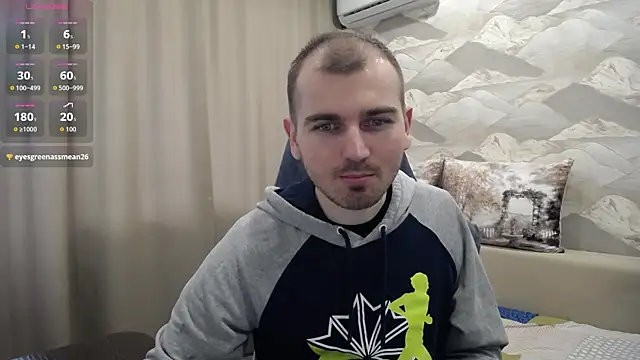 Snapshot of SerzhKorol1 chatting on May 3, 2026, 9:04 am SerzhKorol1 online show from May 3, 2026, 9:04 am