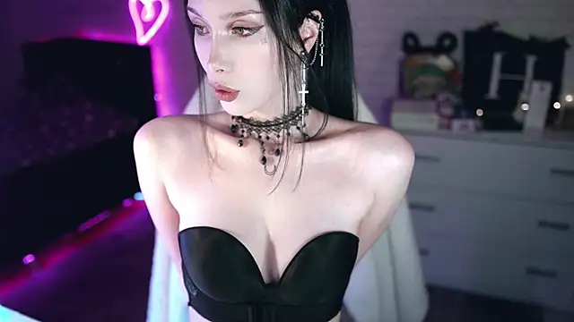  Uindi  online show from December 2, 2024, 4:09 pm