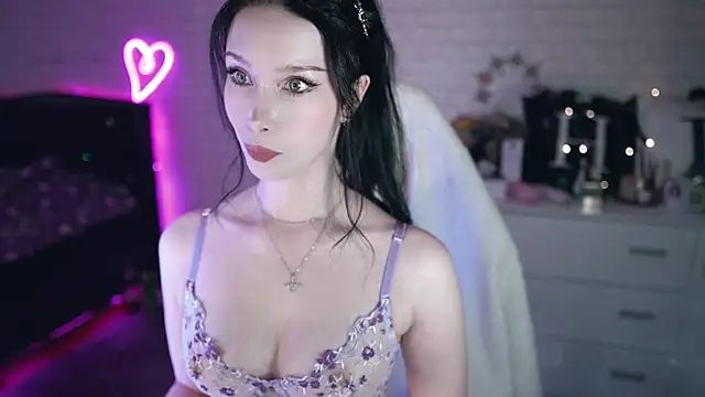  Uindi  online show from March 18, 2025, 7:08 am