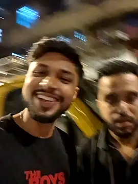  IRRESISTIBLE  online show from February 8, 2025, 8:21 pm