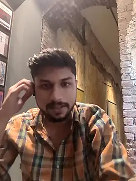  IRRESISTIBLE  online show from September 9, 2025, 12:15 pm