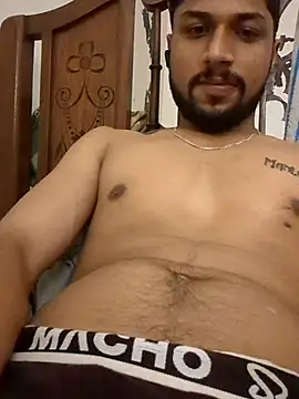  IRRESISTIBLE  online show from September 10, 2025, 8:20 pm