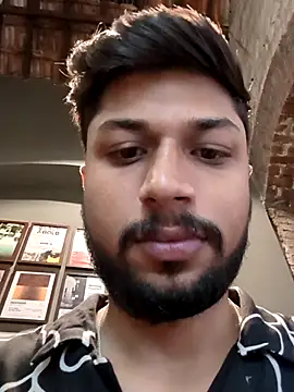  IRRESISTIBLE  online show from September 17, 2025, 11:12 am