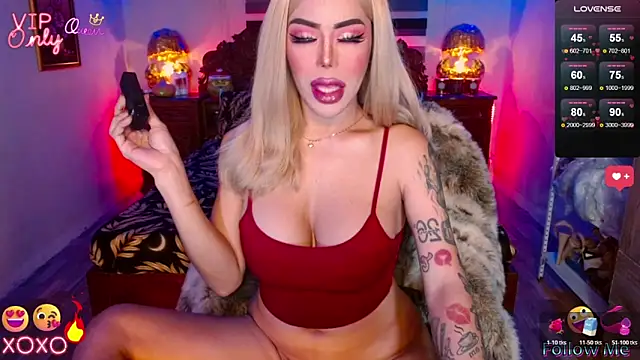 Magnificent Goddess online show from April 17, 2026, 4:48 am