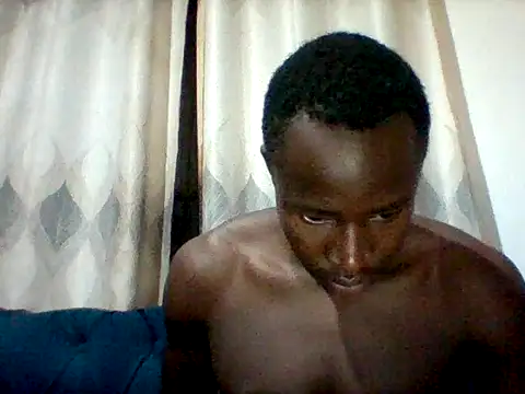 Snapshot of mclntz_bbc chatting on May 4, 2026, 1:12 am mclntz bbc online show from May 4, 2026, 1:12 am