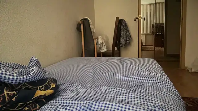 Lamonteik online show from September 23, 2025, 9:29 pm