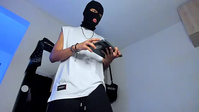 Samuel Suarez online show from November 8, 2025, 2:12 am