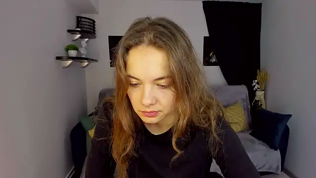 KristinaLoison online show from January 4, 2025, 8:06 am