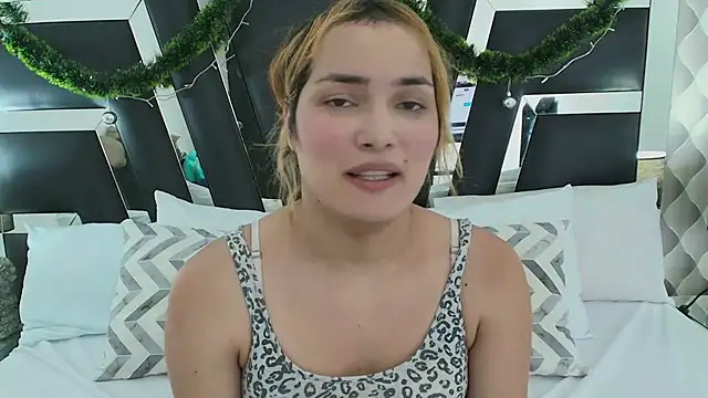 Snapshot of katya_kozlov chatting on January 18, 2025, 2:47 am katya kozlov online show from January 18, 2025, 2:47 am