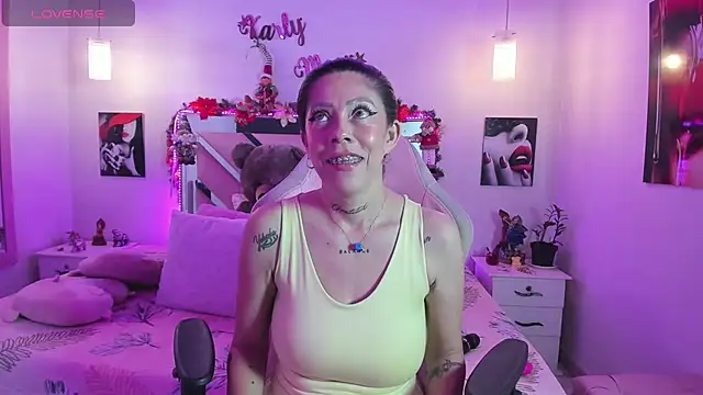 Karly moon online show from November 30, 2025, 10:47 pm