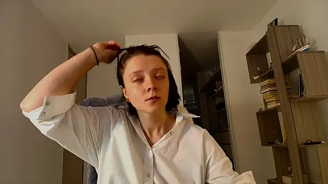 Arya starrk online show from October 10, 2025, 4:17 pm