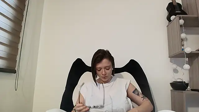 Arya starrk online show from March 5, 2026, 2:02 pm