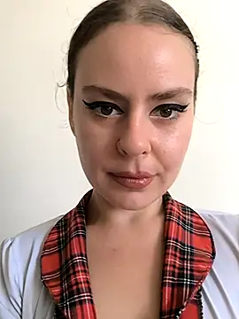 Stoned-baby69 online show from September 21, 2025, 12:51 pm