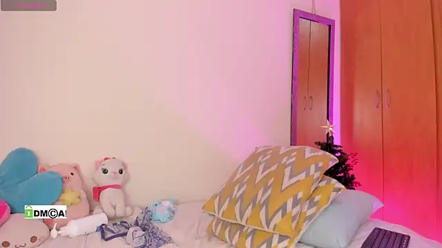 olivia  s online show from January 4, 2025, 3:50 am