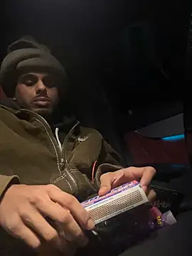 dingoding online show from December 18, 2024, 4:42 am