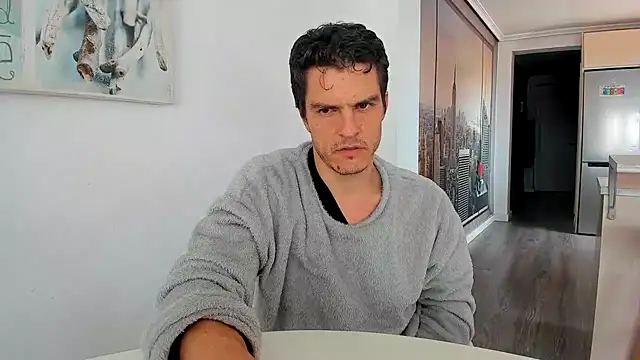 HeteroOli online show from March 2, 2025, 11:50 am