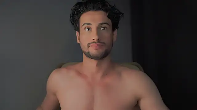 Keen   Luckystrike online show from December 12, 2024, 1:32 am